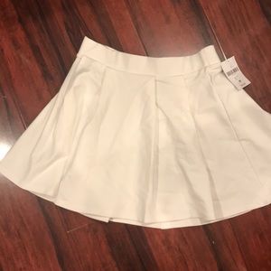 NWT Forever 21 White Skirt Medium